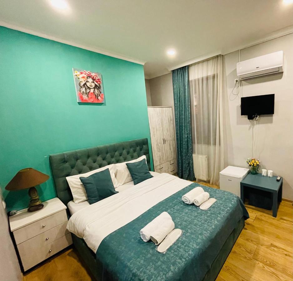 Book Hotel Tbiliszi Kültér fotó
